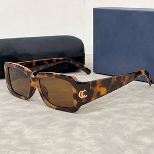 Designer zonnebril voor dames heren zonnebril Klassiek rechthoekig frame Brillen Bril Outdoor Strand Voor heren Mix Kleur Gepolariseerd licht goed