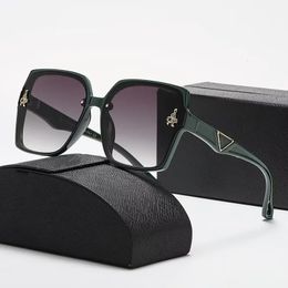 Designer zonnebril voor dames polaroid lens kofferbrief herenbril senior brillenframe vintage metalen zonnebril
