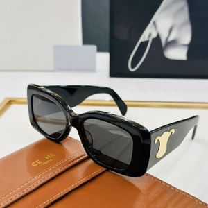 Lunettes de soleil designer pour femmes masculines Classic Luxury Brand Fashion Design Sunglasses Suncreen Radiation Nivel Trend Sunglasses with Box est très agréable