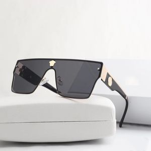 Designer zonnebrillen voor vrouwen mannen zonnebril klassiek merk luxe mode uv400 bril met doos kust sport reizen strand strand bril fabriekswinkel