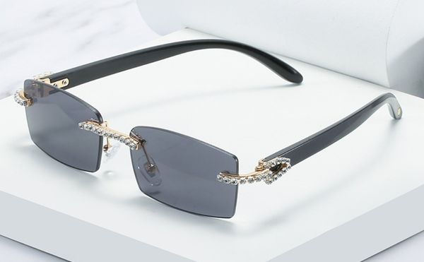 Lunettes de soleil de créateurs coeur incrusté de diamants à la mode européens et américains célébrité Internet photographie de rue mode conduite sport la nouvelle liste