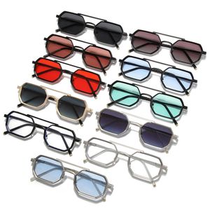 Gafas de sol de diseñador de alta calidad Polygonal Pequeño Pequeño Hombres 2024 Moda Doble Brasa Gafas de sol resistentes a UV Glasias Conducir Gafas de sol