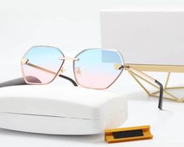 Designer zonnebril lichtere kleuren energetische ontwerpen Fashion Man Woman Sun Glazen Adumbral -bril 5 Kleur Topkwaliteit4096319