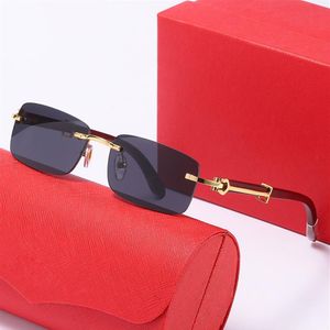 Lunettes de soleil designer pour femmes pour femmes polarisation UV Protection des lunettes carrées en alliage d'or sans bord