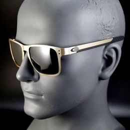 Lunettes de soleil designer Metal Outdoor Running Driving Fishing Sport Sport Sunglasses Hommes et femmes Fashion Oak avec une conduite cool polarisante