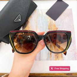 Óculos de sol de grife P Família Novos óculos de sol personalizados com moldura de borboleta para mulheres PR126 Rede Vermelho Mesmo Triângulo Etiqueta Placa Linha Moda Óculos de Sol LDER