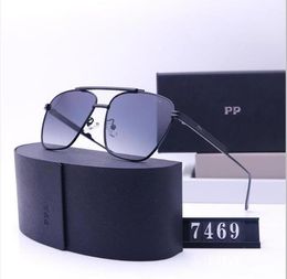 Designer zonnebril zonnebril voor vrouwen buitenkades mode klassieke dame luxe brillenmix kleurpad lees ijdele toeristische kenmerkende gafas met doos ua400