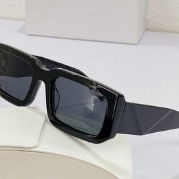 Lunettes de soleil designer Brand bien connu occhiali symbole pr 06ys hommes et verres pour femmes mode triangle de mode