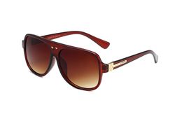 Gafas de sol de diseñador Mujer Retro Marca Espejo Gafas de sol Moda femenina Color caramelo Ciclismo Gafas Oculos De Sol Feminino