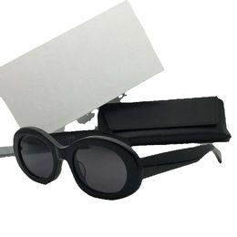Designer zonnebril Dames voor mannen 40194 Kleurrijke vrijetijdsstijl Goggles Anti-ultraviolet retro mode brillen brillen metalen ovaal full frame glazen willekeurige doos