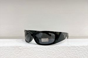 Designer zonnebrillen vrouwen voor heren luxe driehoek label SPSA14 Sun Glass Fashion Outdoor klassieke gepolariseerde full frame zonnebrillen Zeven kleuren beschikbaar