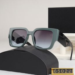 gafas de sol de diseñador mujer hombre gafas de sol marca Moda al aire libre UV400 Gafas de sol de viaje Gafas clásicas Gafas unisex conducción deportiva Múltiples tonos de estilo