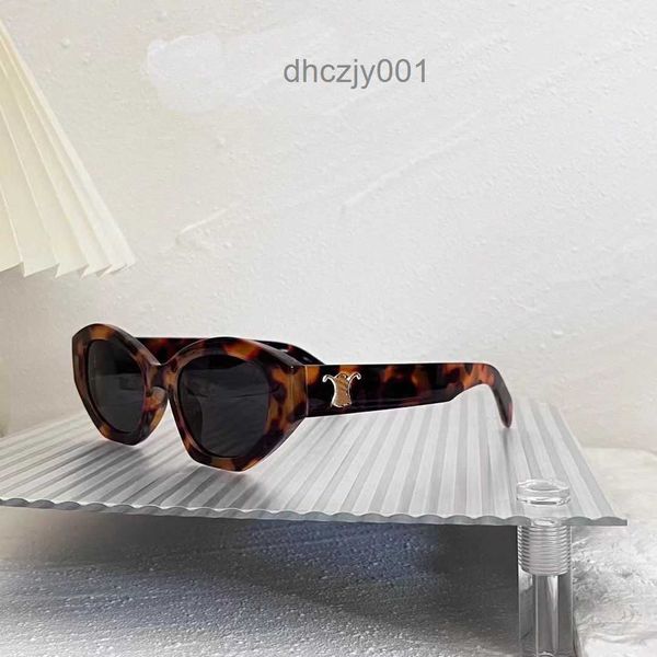 Lunettes de soleil designer Femmes Sunglases Arc de triomphe Men Men Retro Cat-Eye Polygon Shopping Shopping Party Party Party Matching Zv2B Zv2B