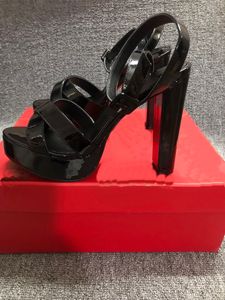 Diseñador supramariza sandalias desnudas zapatos mujeres entrecruzados tacones altos tacones vestidos de fiesta dama de patente negro sandalias eu35-42 con bolsa de polvo de caja