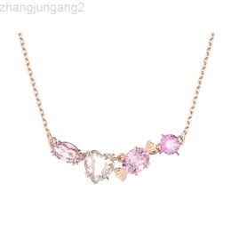 Diseñador Swarovskis Jewelry Familia 1 1 par Collar de amor de caramelo rosa Swarovo Elemento de cristal Cadena de clavículas
