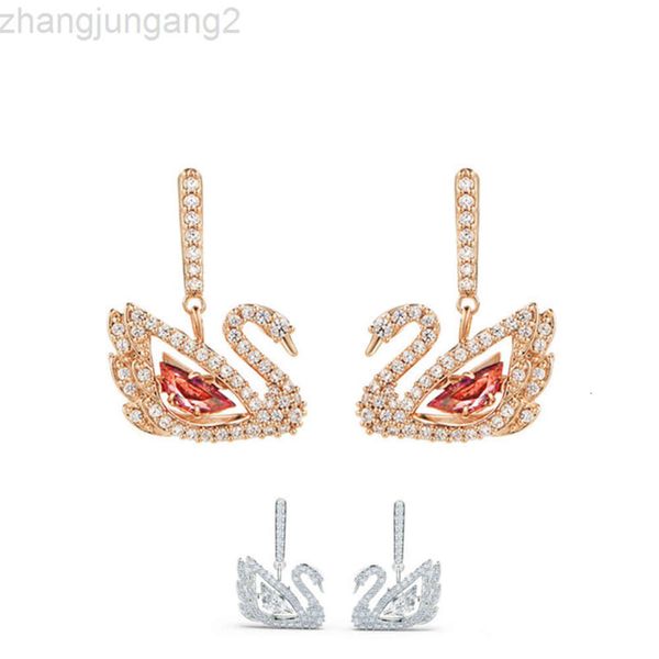 Diseñador Swarovskis Jewelry Shi Jia 1 1 Plantilla original Pendiendo el corazón Pendientes de cisne femenino