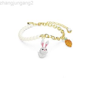 Designer Swarovskis Sieraden Shi Jia Nieuwjaars Editie 1 1 Originele sjabloon Chinese Zodiac Rabbit Pearl -armband Vrouwelijke zwaluwarmband Vrouw