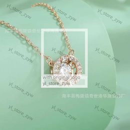 Designer Swarovskis Bijoux Le collier de coeur de la danse shijia adopte le collier de swan à élément de cygne cristal