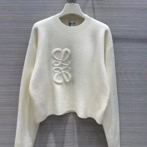 Designer Trui Vrouwen Witte Dunne Gebreide Sweaters24ss Nieuwe Dames Herfst Trendy Lange mouwen Top High-end Slanke Trui jas