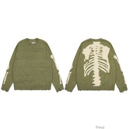 Designer Sweaters Pull à capuche pour hommes Kapital Hirata Hiroshi's Back Bone Green Hole Loose High Street Couple Pull tricoté Tendance