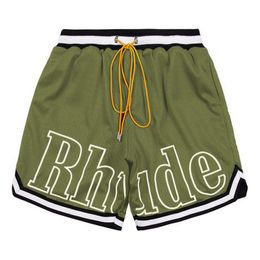 Pantalones cortos de natación de diseñador Rhude Pantalones de playa de moda de verano para hombre Ropa de calle de alta calidad Tamaño suelto Baloncesto de cinco puntos