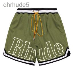 Дизайнерские шорты для плавания Rhude Летняя мода Пляжные брюки Мужская уличная одежда высокого качества Свободный размер Пятиточечный баскетбол DS3K