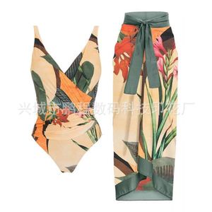 Designer Swimsuit Women Bikini Set 2024 Conjointed Conservative Belly Couvrant Slimming Resort Beach Hot Spring Swimsuit French Conjoined Bikini