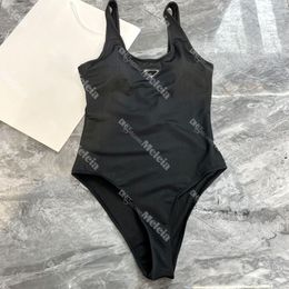 Traje de baño de diseñador Traje de baño de playa de verano Mujeres Diseño atractivo Monos de una pieza Señora Traje de baño clásico Ropa de vacaciones