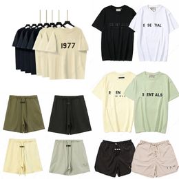 Designer T-shirt ESS 1977 Merk Essentiallst Shirt Summer Casual Shirt Snel droge ademende mouw mode essentiële heren dames essentiële clothing