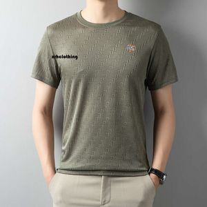 T-shirt à manches à manches courtes de la soie à manches courtes pour hommes pour hommes pour hommes 2024 Nouvelle tendance belle slim décontractée