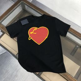 T-shirt design T-shirt d'été pour hommes Fashion Print Design Taille américaine T-shirt à manches courtes Haute qualité Lettre d'amour Logo imprimé Chemise à manches courtes 303