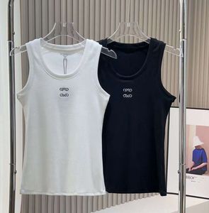 Designer T-shirt Femmes Top court T-shirts Tank Anagram Jersey de coton régulier Camis Femme Tees Broderie Tricots pour Sport Yoga Top Simple Vest Loewe Débardeur