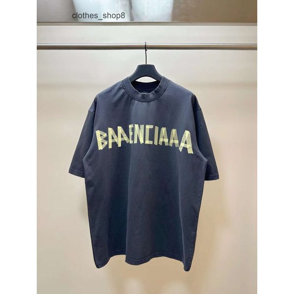 Camisetas de diseñador Balencigs Sudaderas con capucha Sudaderas para hombres Edición alta París 23 Primavera / Verano Nueva Cinta amarilla Vendaje Estampado Lavado Viejo Desgastado Correcto Camiseta de manga corta T1UU