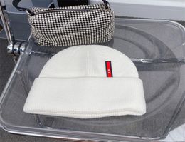 Diseñador TEC REC Beanie para hombres Sombreros de invierno Ciba de costilla Logotipo de látex de alta calidad Capa de béisbol Skull Hat7420361