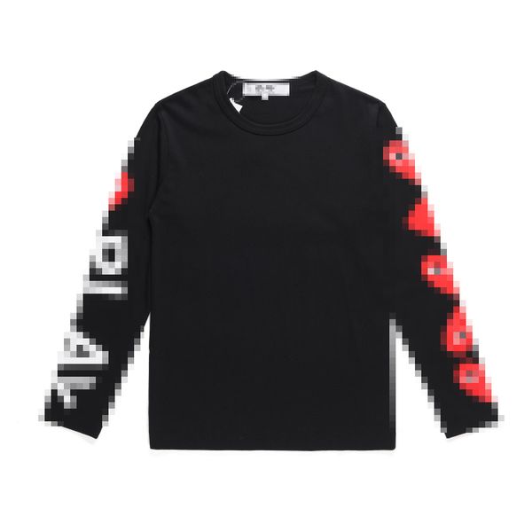 Designer TEE T-shirts pour hommes Com des Garcons Play CDG Arm T-Shirt à manches longues coeur rouge noir unisexe XL Streetwear flambant neuf