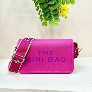 Diseñador The Mini Bag Bolet Crossbody Bolse The Leather Mini Shoulder Bolso de hombro Mini Black Classic Popular Street Shopping Bolss de alta calidad