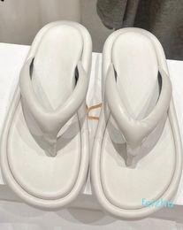 Designer la sandale de chaussures de chaussures de rangée pantoufles en caoutchouc chaussure plate mara sandale plate sable à sil à sandale à ginza en cuir talons dhgate size35-40