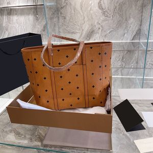 Designer les sacs fourre-tout dame célèbre cool pratique grande capacité plaine bandoulière sacs à main femmes porte-monnaie bandoulière décontracté portefeuilles en cuir carrés agréables