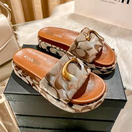 Diseñador grueso zapatillas solas logotipo sandalias estampadas sandalias de cuero damas zapatos hermosos