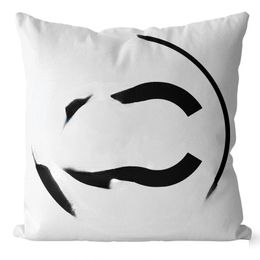 Designer Coussin Noir et Blanc Coussin Lettre Logo Maison Taie d'oreiller Canapé Décoration Coussin Oreiller Noyau Amovible Top Qualité