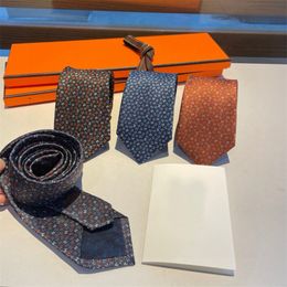 Corbata de diseñador para hombre, corbatas de lujo para el cuello, corbata de seda para caballero, corbatas de marca Bordado hecho a mano, corbatas para camisa a la moda de negocios