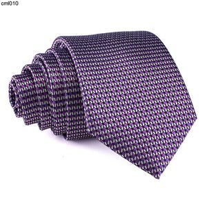 Cravate de créateur en soie pour hommes, cadeau pour la fête des pères, tissu mûrier violet {catégorie}