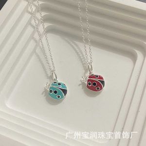 Ontwerper tiffay en co lieveheersbeestje s925 sterling zilveren ketting modieuze veelzijdige populaire insect zevensterren niche schattige sleutelbeenketting