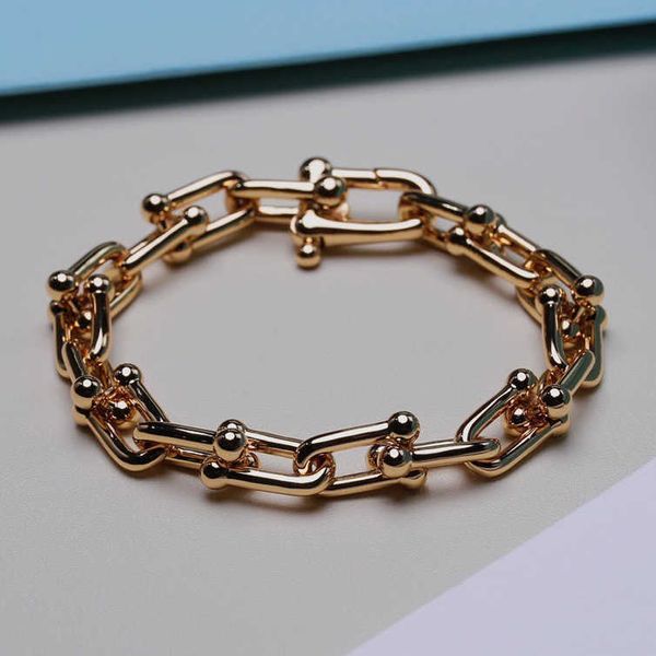 Diseñador Serie Tiffay Pulsera de plata de ley con eslabones de cadena doble Kendou Mismo estilo Hebilla de herradura en el piso superior Anillo grueso en forma de U