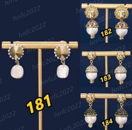 Designer Tiger Head Full Diamond Pearl Lettre d'oreille Boucles d'oreilles Femme Femme Brouille à oreilles Anniversaire Cadeau d'oreille ACCESSOIRES DE BIJOT