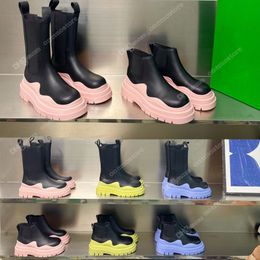 Designer bandenlaarzen Chelsea Martin laarzen dames heren banden Laars Mode laarsjes Platform Luxe Zwart Groen Roze Transparant Rubber Walk Show Winter Sneeuw Regenlaarzen