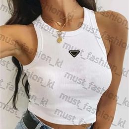 Designer Top Womens Tob Top Sweater T-shirts Summer Femmes Prades Sac Top Brodery Sexy Off Boder Casual Sans manches Backlessles Solid Color Vest 751