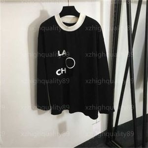 Tops de diseñador Ropa de mujer Carta Impresa Camiseta de manga larga Top negro Confort suelto Estampado de moda Top de punto para mujer Primavera Otoño