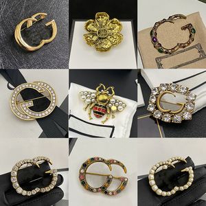 Designer broches topsgge bee pins broches mode dames heren accessoires ontwerper pin jurk pinnen voor damespecificaties luxe vintage sieraden