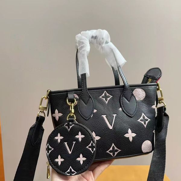 Bolsa de diseño de diseñador BB Hand Bag Luxured Black Travel Bag Lady Designer Purse Crossbody Shoulse Shoulder Shopper Shopper Tote Mini Tamaño Dhgate